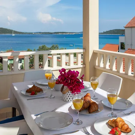 Bella Vista - Three Bedroom With Terrace And Sea View A6 Apartament